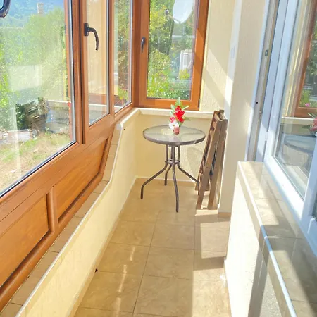 Apartmán за гости байрактарова