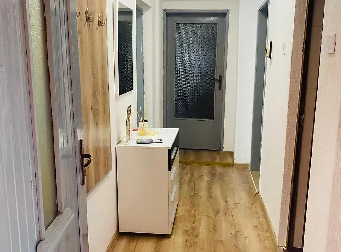 за гости байрактарова Apartment Smolyan