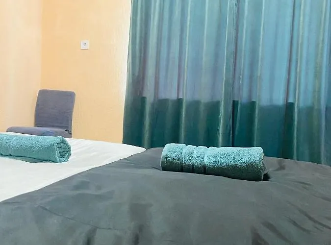 за гости байрактарова Apartment Smolyan